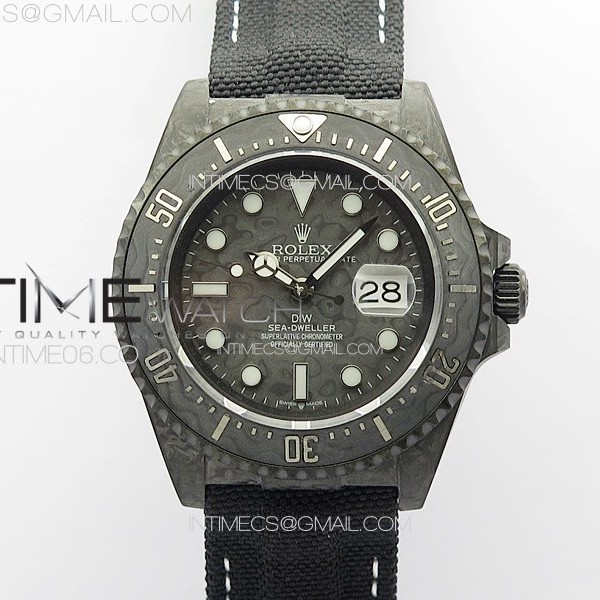 DIW공장 롤렉스 씨드웰러 카본다이얼 그레이나일론스트랩 Sea Dweller 43mm Carbon 'IRBIS' DIWF Best Edition Carbon Dial on Gray Nylon Strap A2824