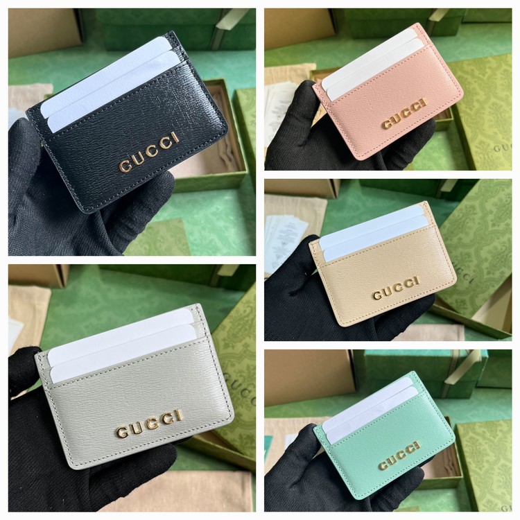 구찌(GUCCI) 스크립트 로고 레더 카드 지갑 773428