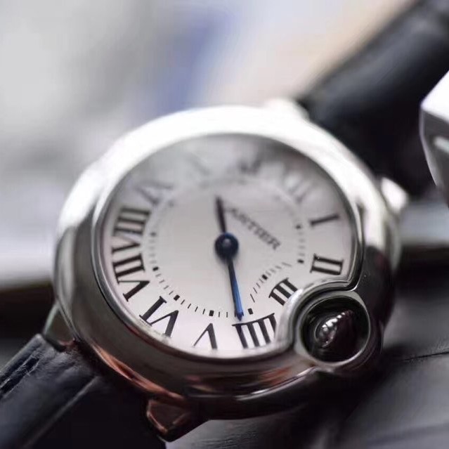 V6공장 까르띠에 발롱블루 28mm Cartier Ballon Bleu de Cartier 28mm 스틸 가죽줄