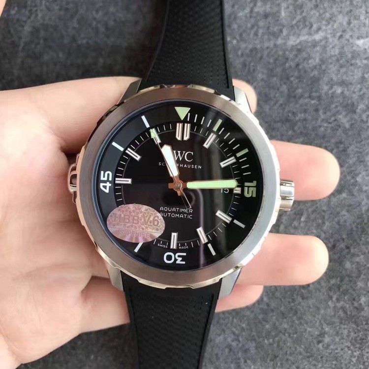 V6공장 IWC 아쿠아타이머 논크로노 블랙다이얼 IWC Aquatimer Black