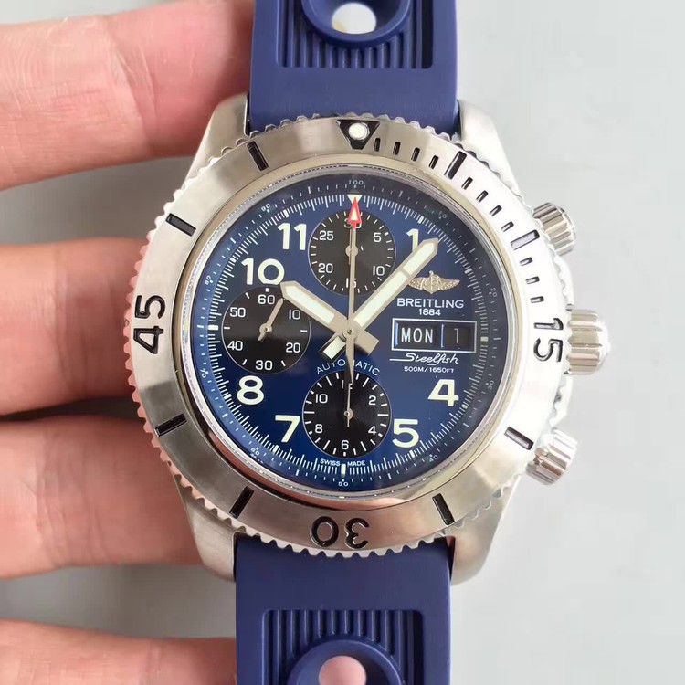 HC공장 브라이틀링 스틸피쉬 크로노그래프 스틸 블루다이얼 Breitling Steelfish Chronograph SS/Blue Dial