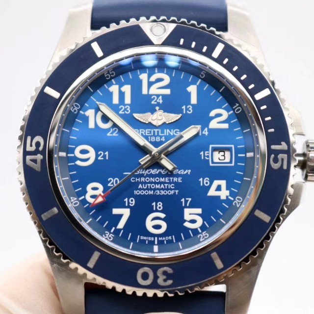 GF공장 v2 브라이틀링 슈퍼오션2 스틸블루 러버스트랩 SUPEROCEAN II A17392D7 44MM BLUE DIAL ON BLUE RUBBER STRAP A2824