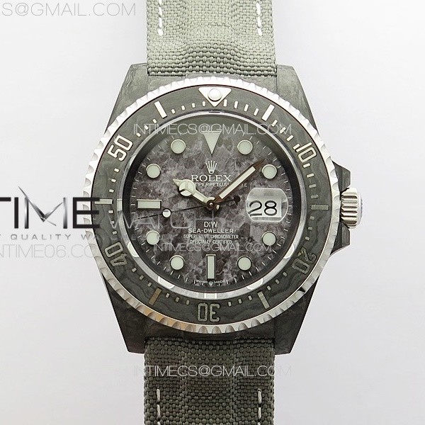 DIW공장 롤렉스 씨드웰러 카본다이얼 그레이나일론스트랩 Sea Dweller 43mm Carbon 'IRBIS' DIWF Best Edition Carbon Dial on Gray Nylon Strap A2824