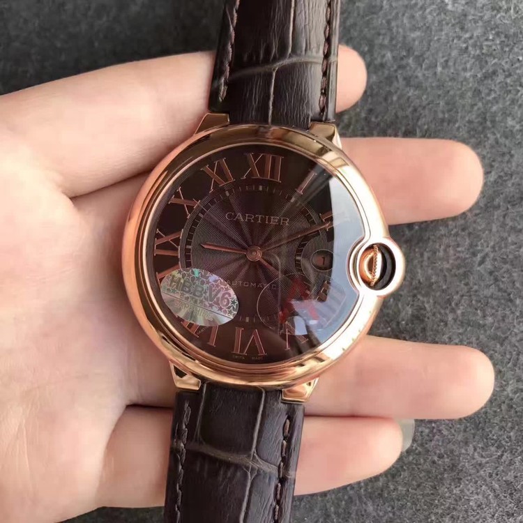 V6공장 까르띠에 발롱블루 드 까르띠에 금장 브라운다이얼 Cartier Ballon Bleu de Cartier 42mm RG&Brown Dial 가죽줄